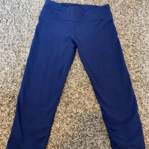 Purple/indigo Capri leggings